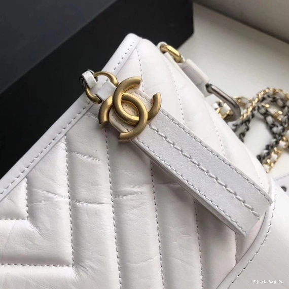 First Bag Ru CHANEL GABRIELLE 0811